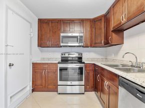 400 Kings Point Dr 1425, Sunny Isles Beach FL 33160