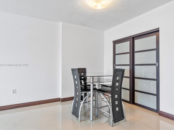400 Kings Point Dr 1425, Sunny Isles Beach FL 33160