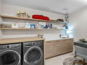 210 SE Mizner Blvd 403, Boca Raton FL 33432