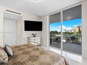 210 SE Mizner Blvd 403, Boca Raton FL 33432