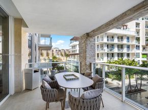 210 SE Mizner Blvd 403, Boca Raton FL 33432