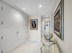 210 SE Mizner Blvd 403, Boca Raton FL 33432