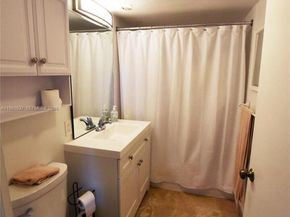 540 Brickell Key Dr 505, Miami FL 33131