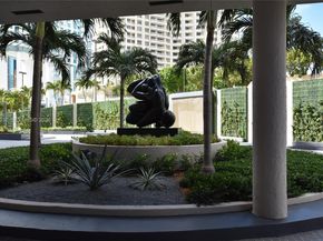540 Brickell Key Dr 505, Miami FL 33131