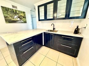 1300 Lincoln Rd C903, Miami Beach FL 33139