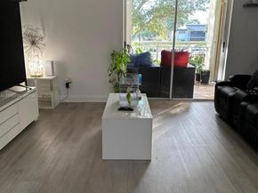 18890 NW 57th Ave 210, Hialeah FL 33015