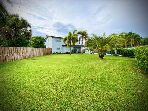 4297 NW 34th Ter, Lauderdale Lakes FL 33309