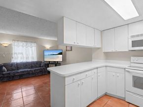 2178 W 60th St 18111, Hialeah FL 33016