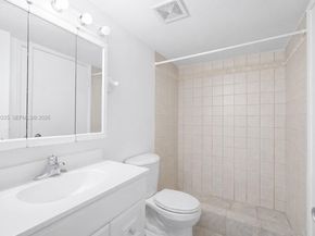 2178 W 60th St 18111, Hialeah FL 33016