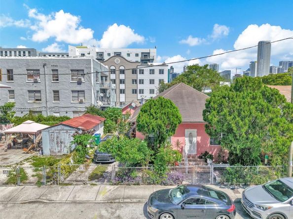 119 SW 7th Ave, Miami FL 33130