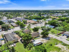 2321 NW 20th St, Fort Lauderdale FL 33311