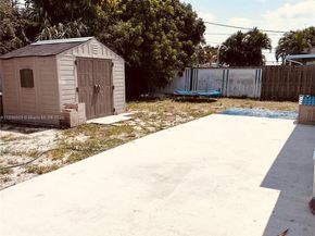 Undisclosed Address #A11898609, Pembroke Pines FL 33024