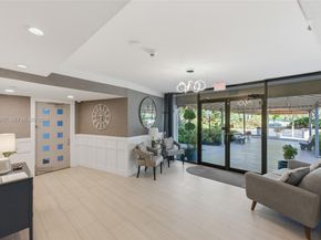 625 Oaks Dr 304, Pompano Beach FL 33069