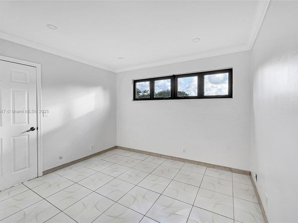 1840 NW 93rd Ter, Coral Springs FL 33071