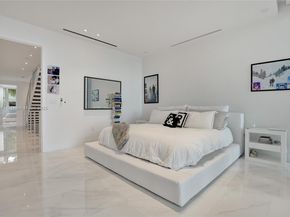 3750 Yacht Club Dr TH2, Aventura FL 33180