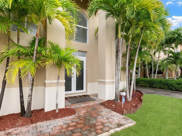 4172 NE 16th St, Homestead FL 33033