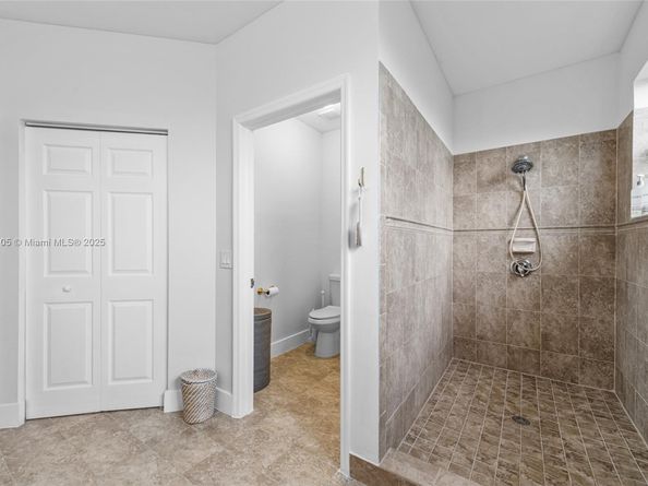 4172 NE 16th St, Homestead FL 33033