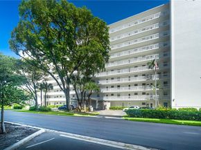 2555 NE 11th St 310, Fort Lauderdale FL 33304