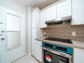 2555 NE 11th St 310, Fort Lauderdale FL 33304