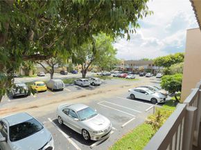 9121 Sunrise Lakes Blvd 210, Sunrise FL 33322