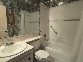 9121 Sunrise Lakes Blvd 210, Sunrise FL 33322