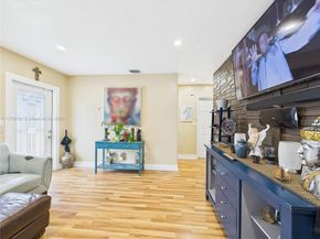924 NW 12th St, Fort Lauderdale FL 33311