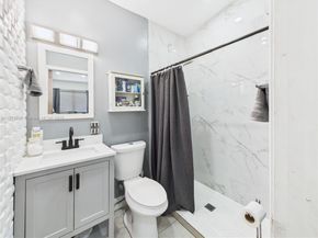 924 NW 12th St, Fort Lauderdale FL 33311