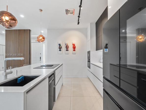 421 NW 17th St, Fort Lauderdale FL 33311