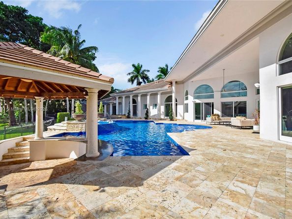 3502 Derby Ln, Weston FL 33331