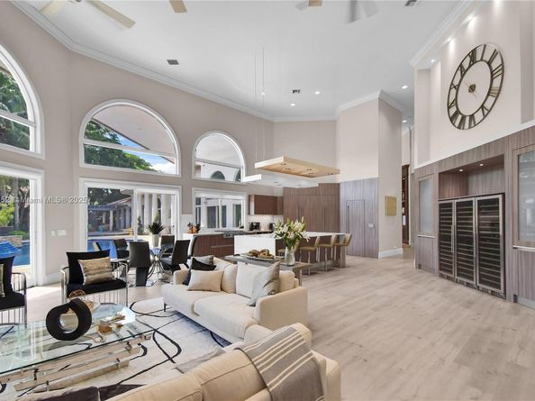 3502 Derby Ln, Weston FL 33331