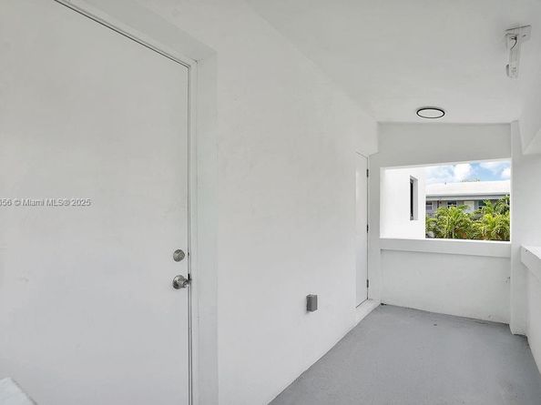 1814 NW 2nd Ct, Miami FL 33136