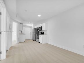 1814 NW 2nd Ct, Miami FL 33136
