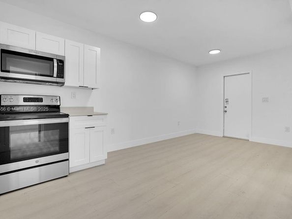 1814 NW 2nd Ct, Miami FL 33136