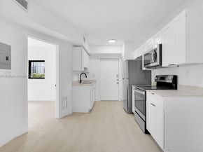 1814 NW 2nd Ct, Miami FL 33136