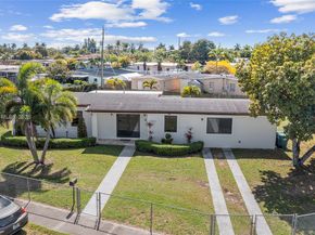 11420 SW 44th St, Miami FL 33165