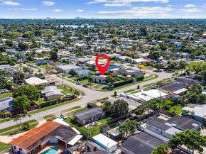 11420 SW 44th St, Miami FL 33165
