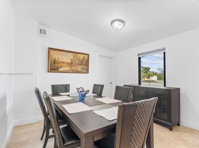 11420 SW 44th St, Miami FL 33165