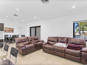11420 SW 44th St, Miami FL 33165