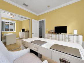 18332 SW 94th Ct, Palmetto Bay FL 33157