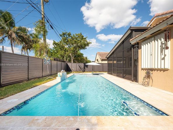 18332 SW 94th Ct, Palmetto Bay FL 33157