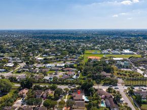 18332 SW 94th Ct, Palmetto Bay FL 33157