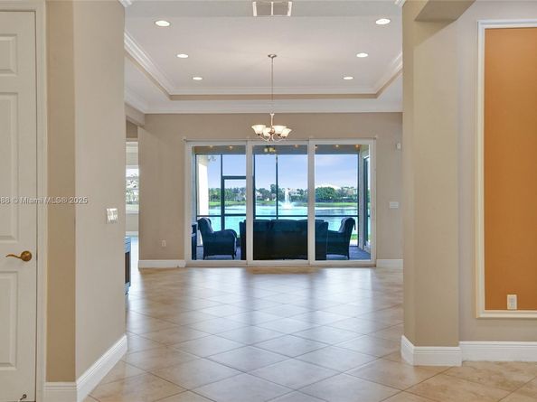 2954 Bellarosa Cir, Royal Palm Beach FL 33411