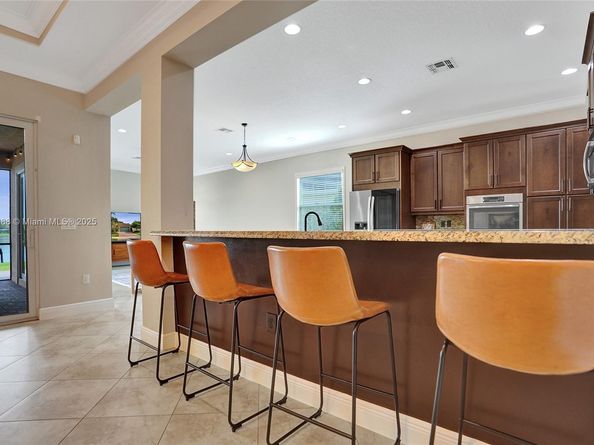 2954 Bellarosa Cir, Royal Palm Beach FL 33411