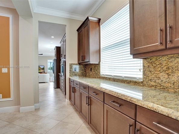 2954 Bellarosa Cir, Royal Palm Beach FL 33411