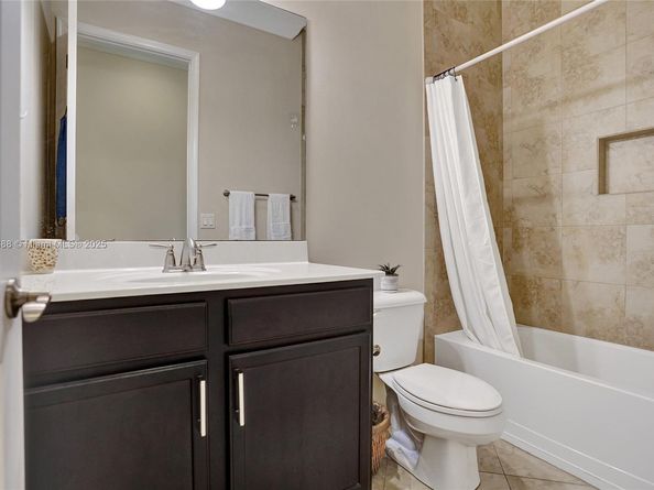 2954 Bellarosa Cir, Royal Palm Beach FL 33411