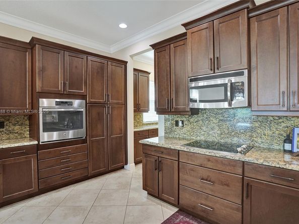 2954 Bellarosa Cir, Royal Palm Beach FL 33411