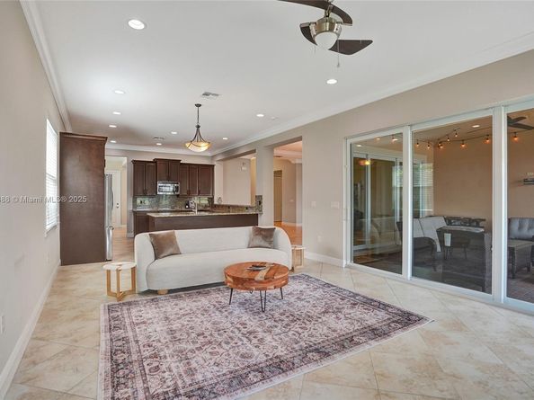 2954 Bellarosa Cir, Royal Palm Beach FL 33411
