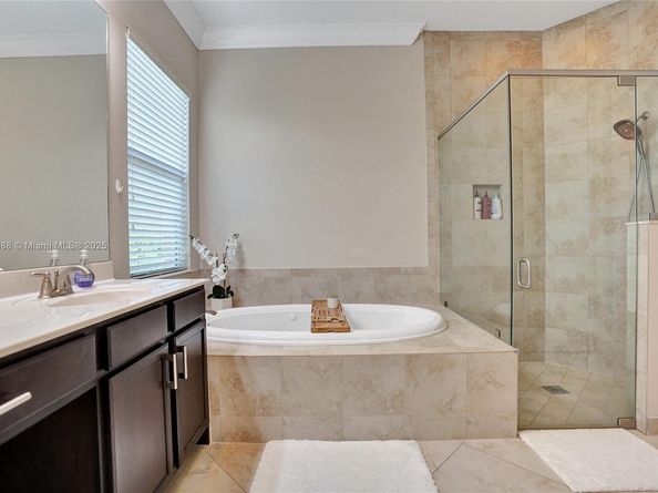 2954 Bellarosa Cir, Royal Palm Beach FL 33411
