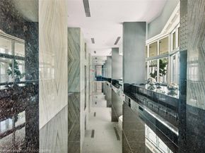 335 S Biscayne Blvd 2710, Miami FL 33131