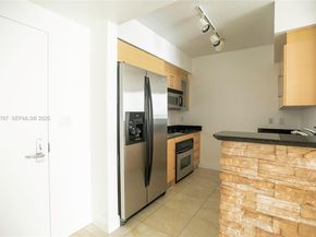 335 S Biscayne Blvd 2710, Miami FL 33131